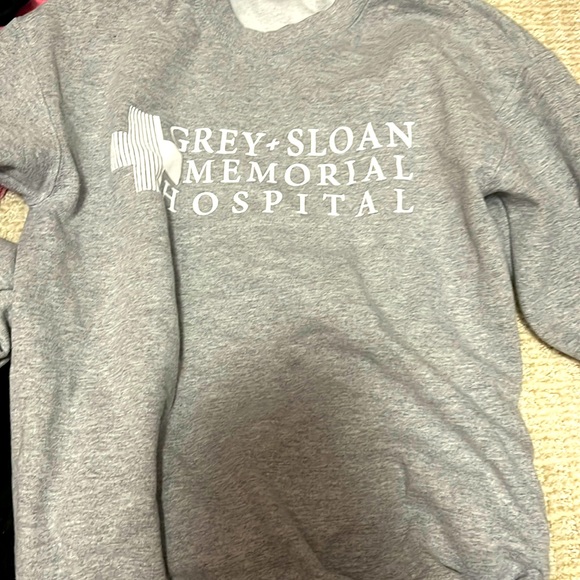 grey’s anatomy sweatshirt - Picture 1 of 1